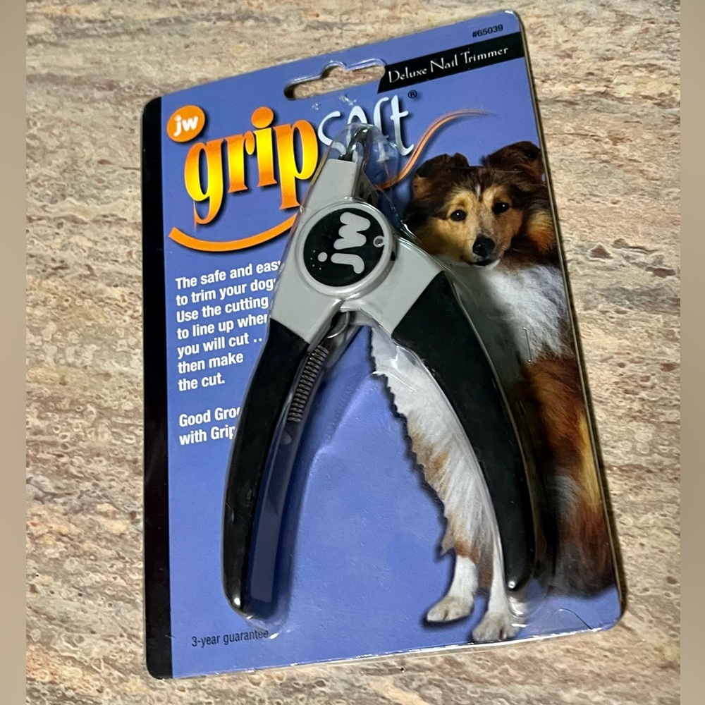 New JW Grift Soft Deluxe Nail Trimmer for Dogs